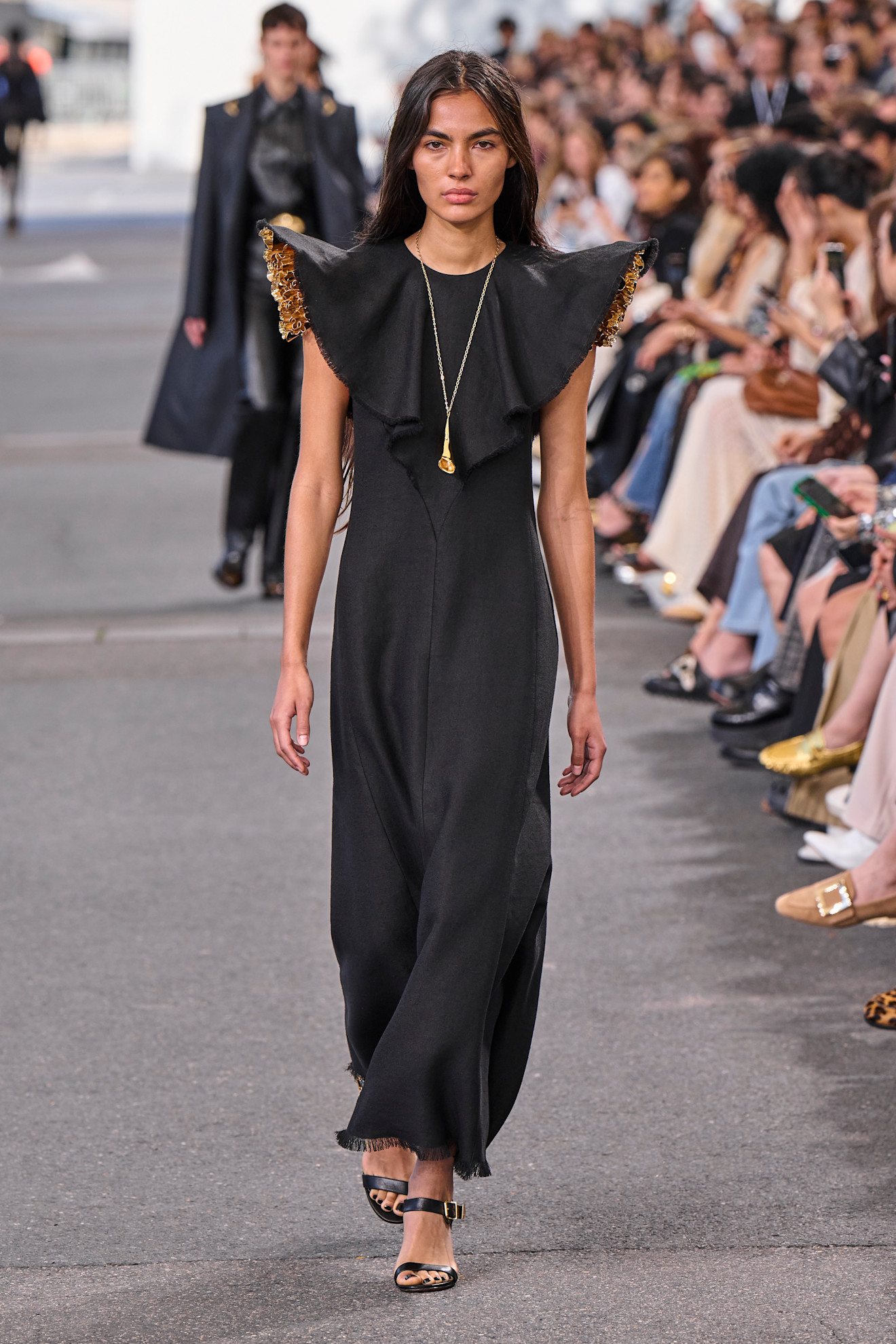 Chloe S24 065