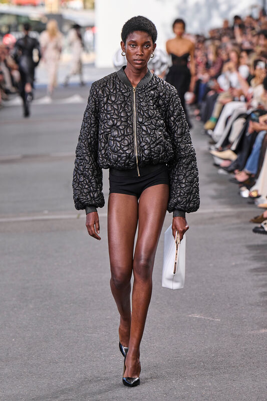 Chloe S24 021