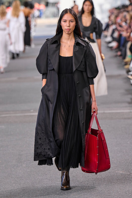 Chloe S24 035