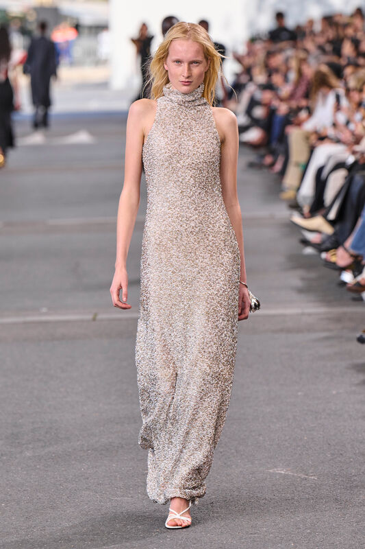 Chloe S24 077