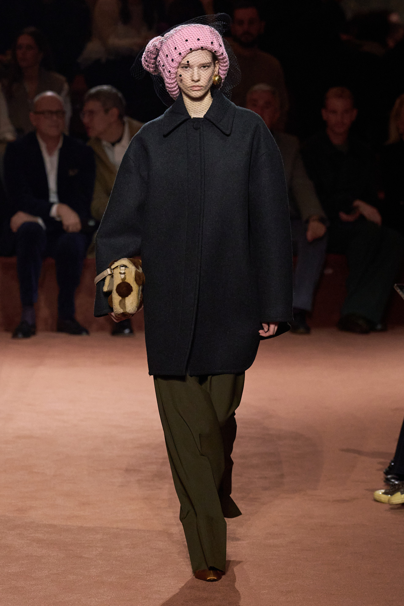Fendi F25 013