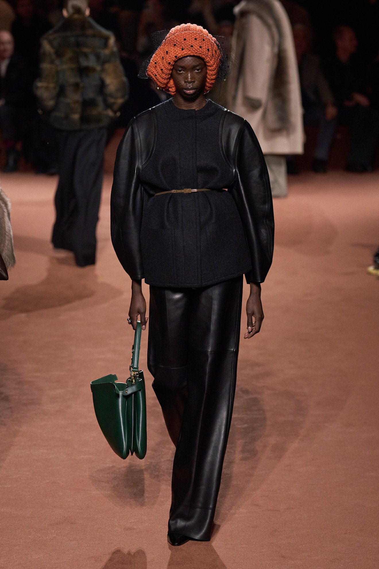 Fendi F25 017