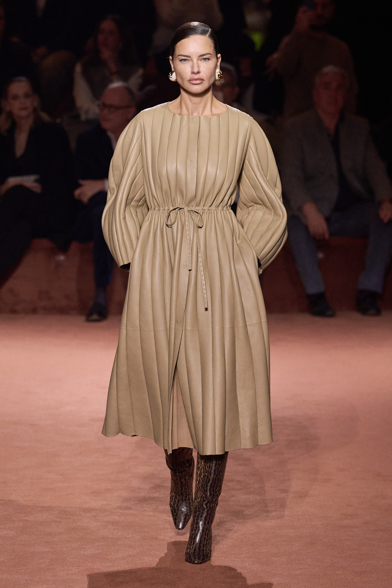 Fendi F25 020