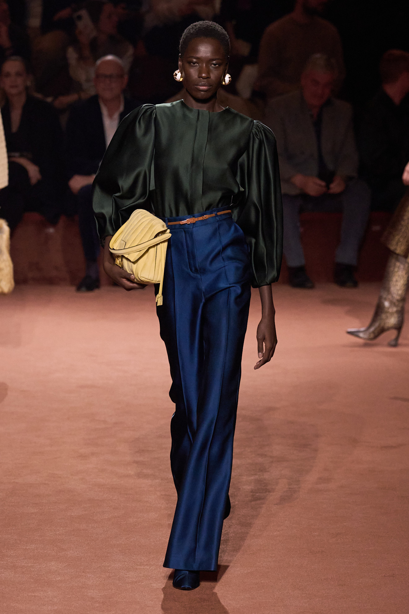 Fendi F25 049