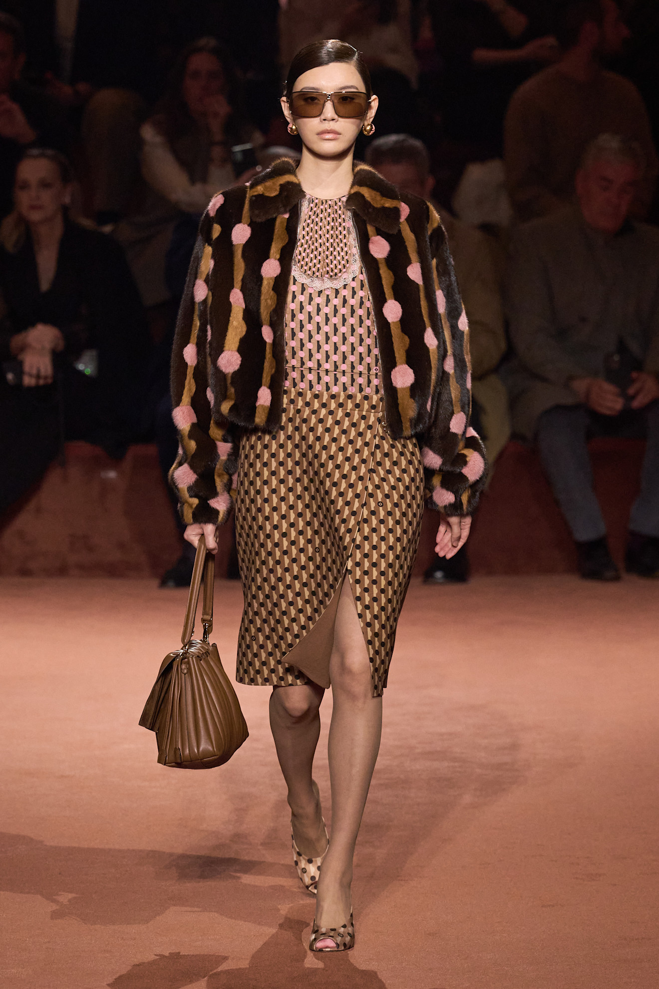Fendi F25 066