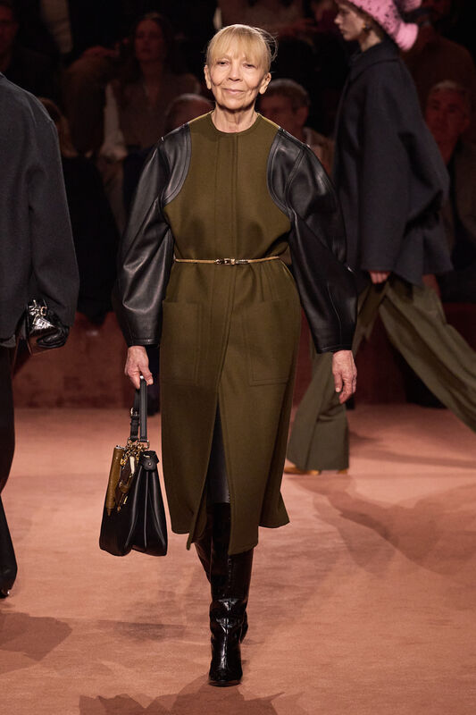 Fendi F25 015