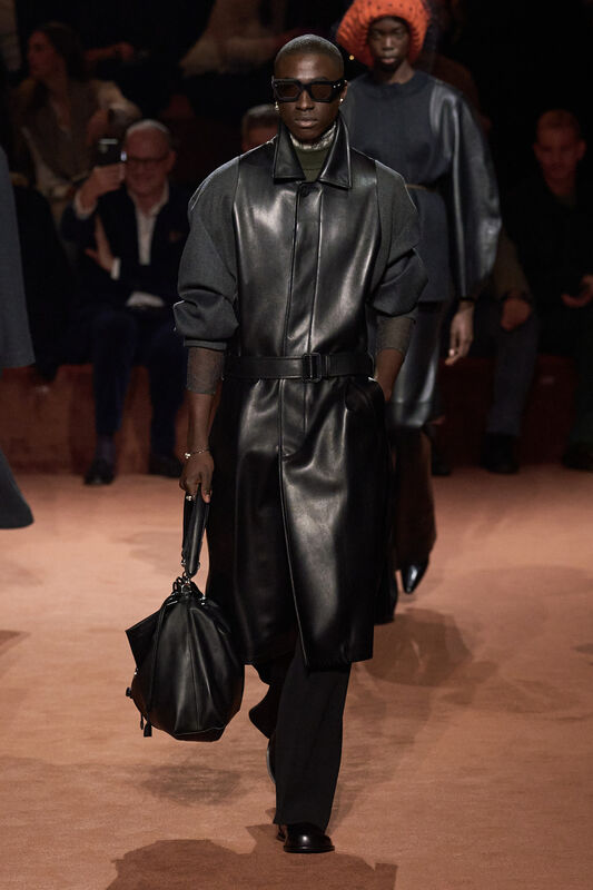 Fendi F25 016