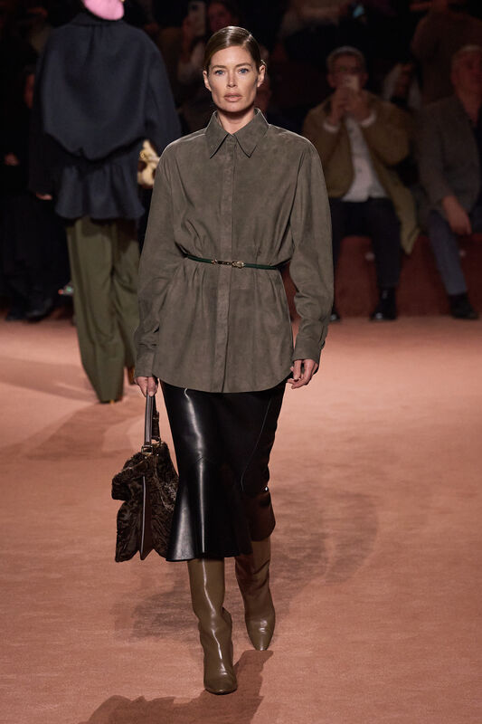 Fendi F25 019