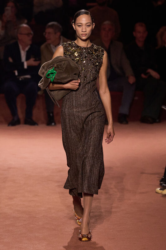 Fendi F25 024
