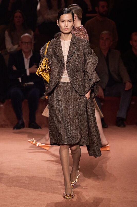 Fendi F25 025