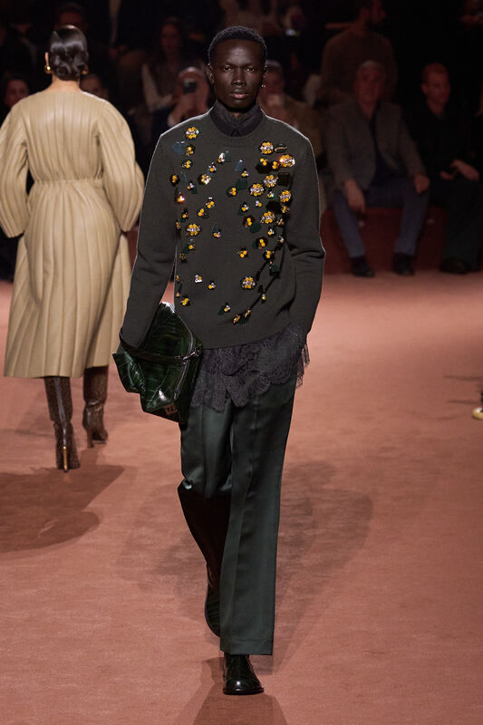 Fendi F25 026