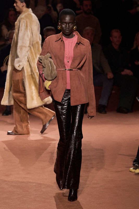 Fendi F25 033