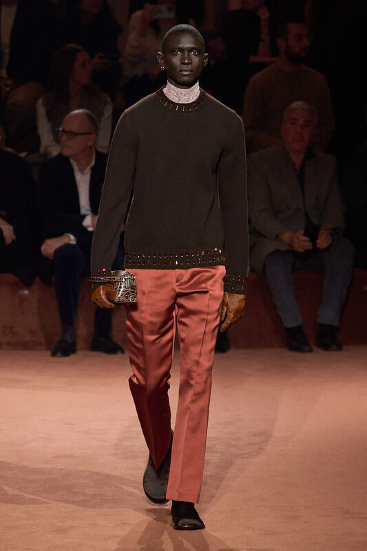 Fendi F25 052