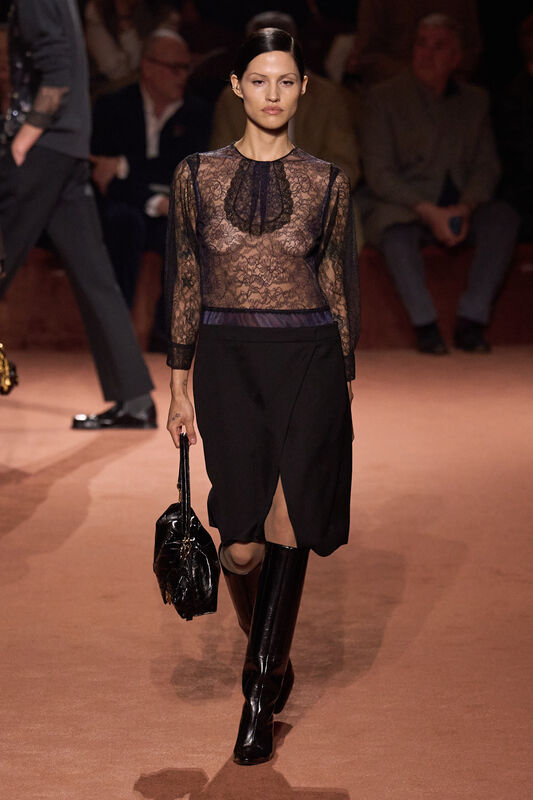 Fendi F25 061