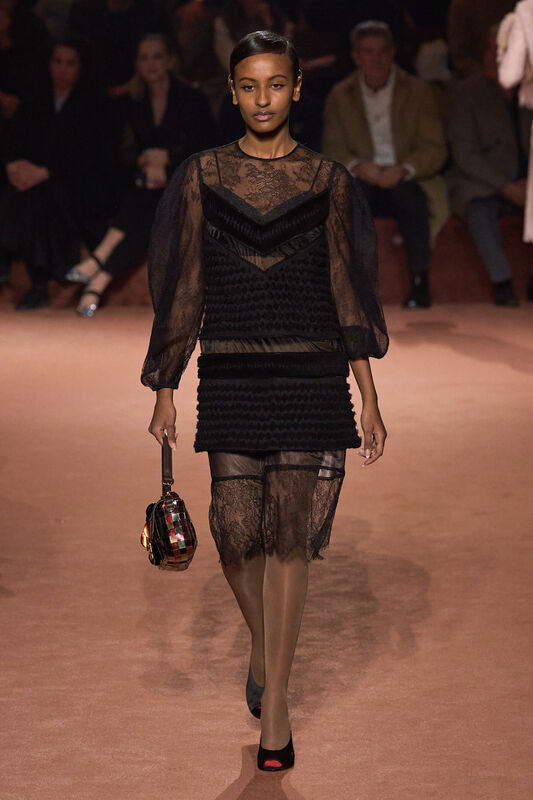 Fendi F25 079