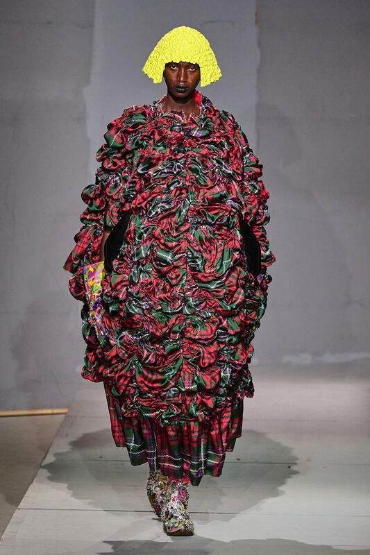 Comme Des Garcons S24 009