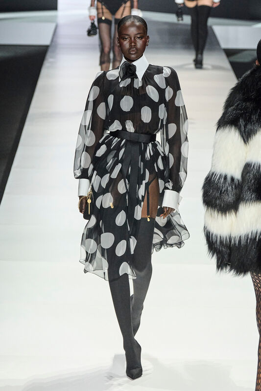 Dolce Gabbana S24 017