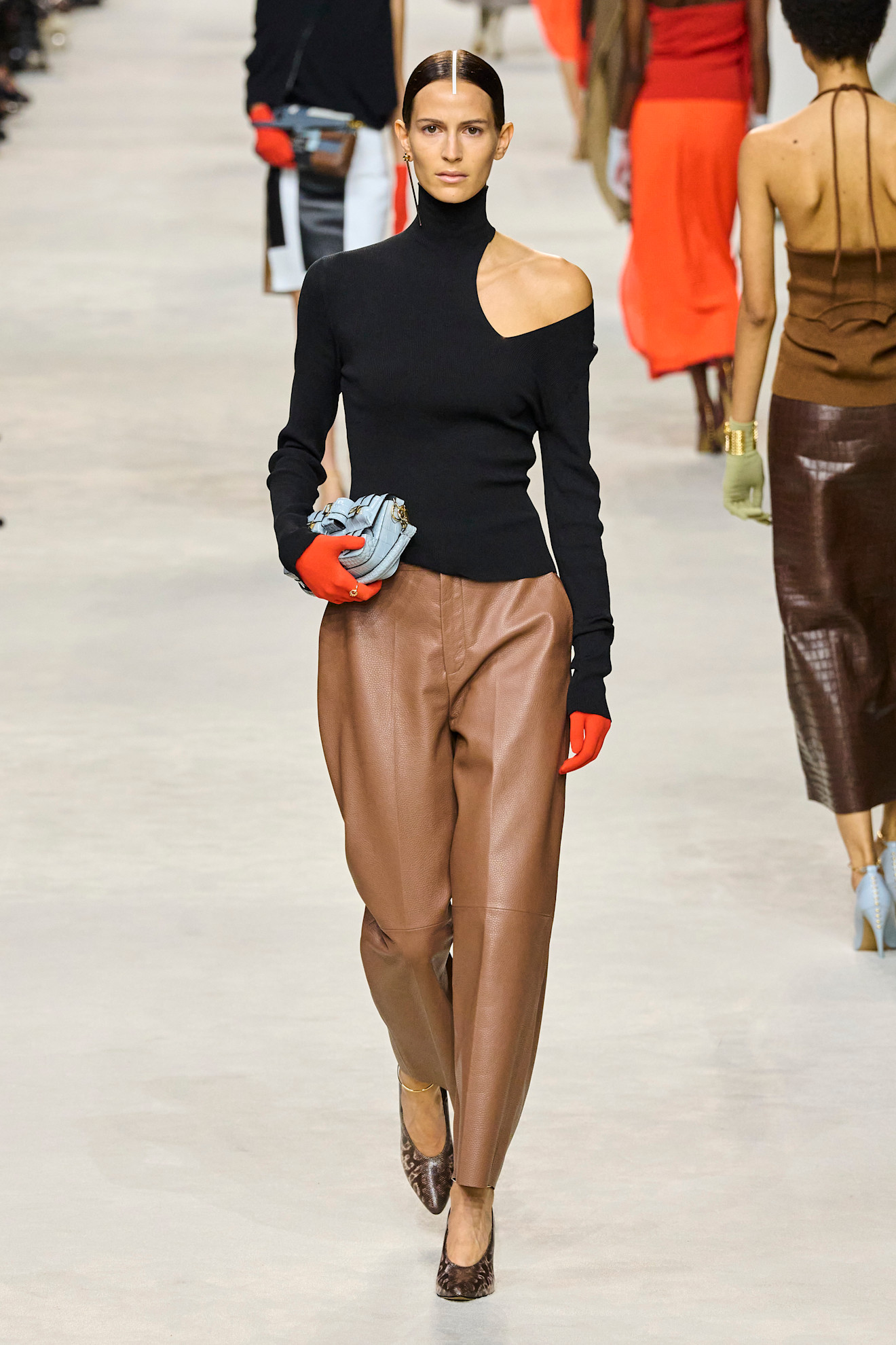 Fendi S24 025