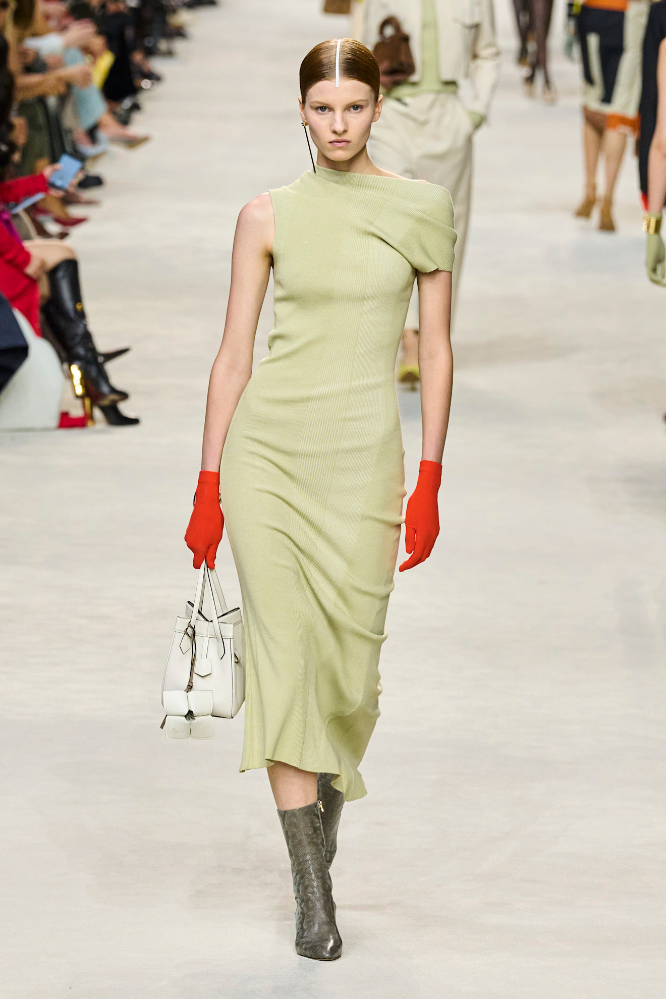 Fendi S24 034
