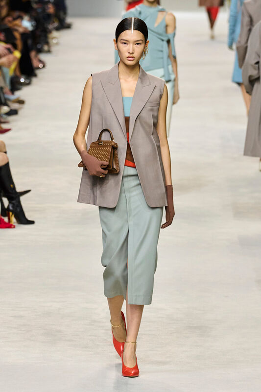 Fendi S24 009