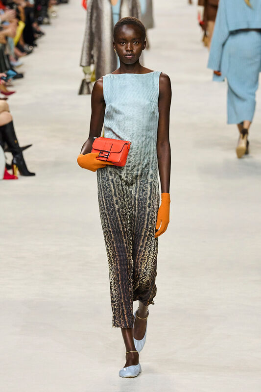 Fendi S24 016