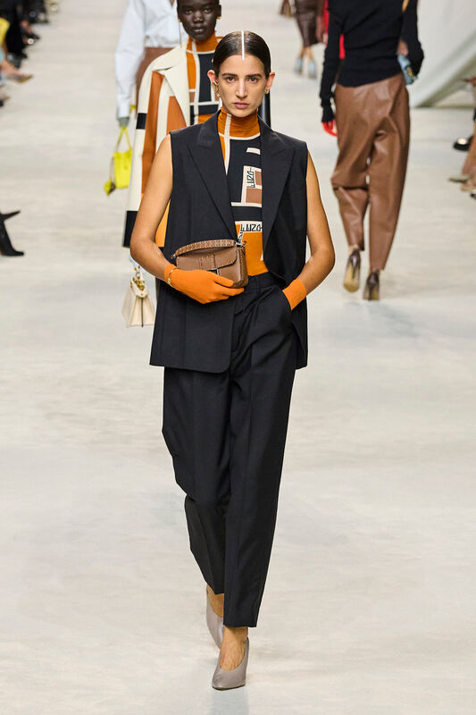 Fendi S24 027