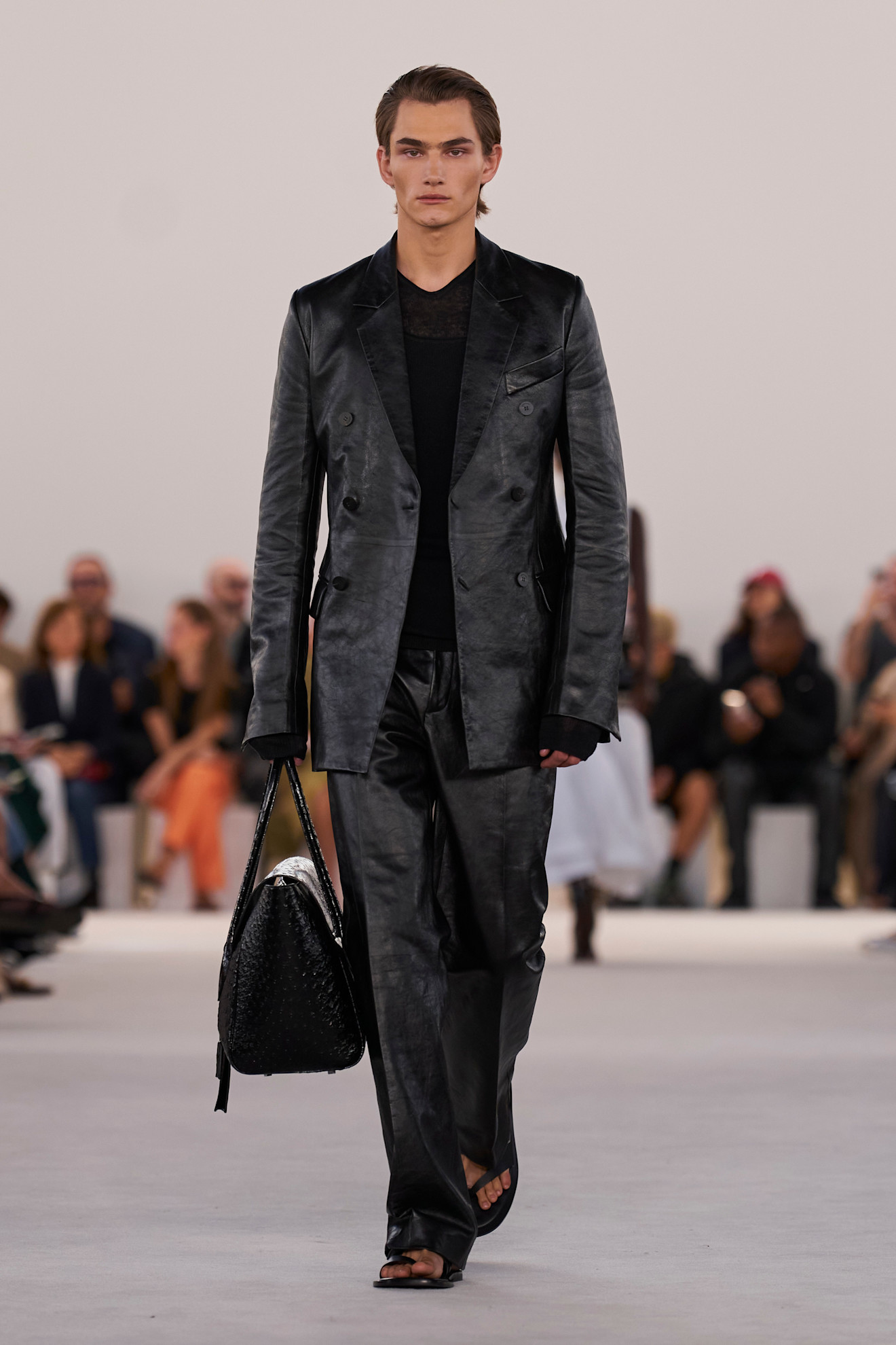 Ferragamo S24 034
