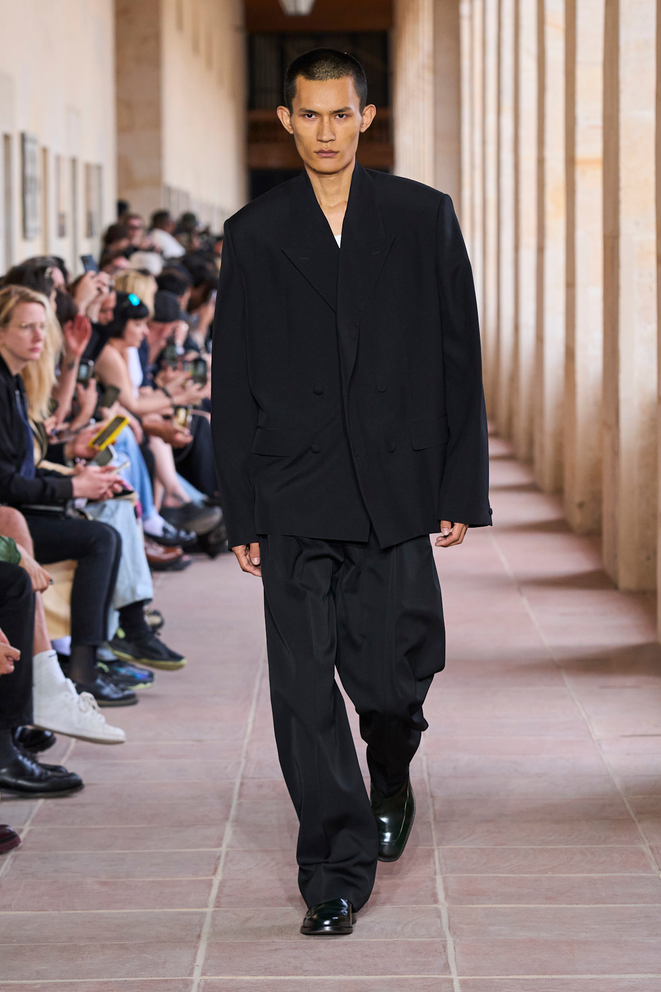 Givenchy m S24 002