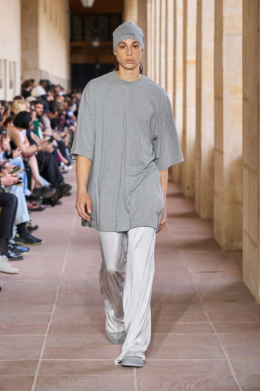 Givenchy m S24 022