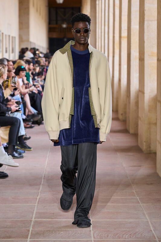 Givenchy m S24 024