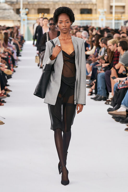Givenchy S24 030