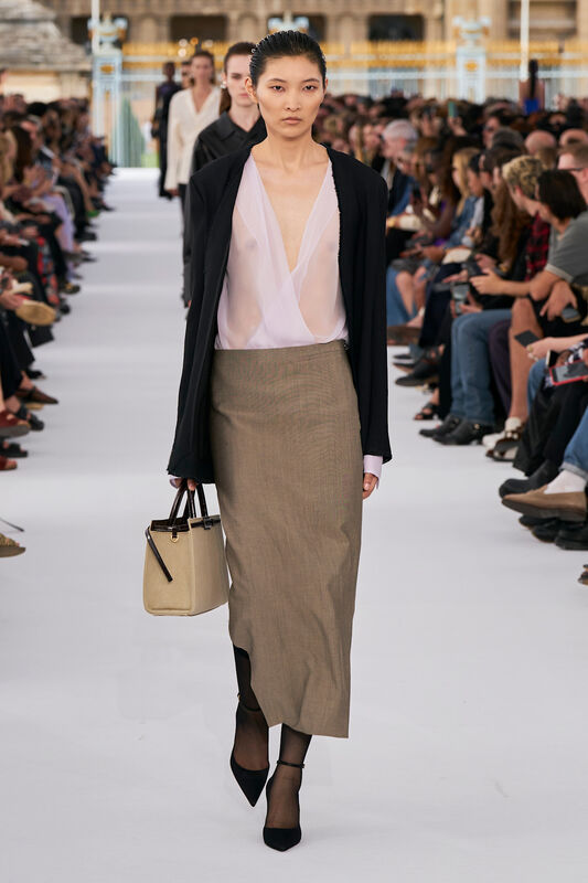 Givenchy S24 032