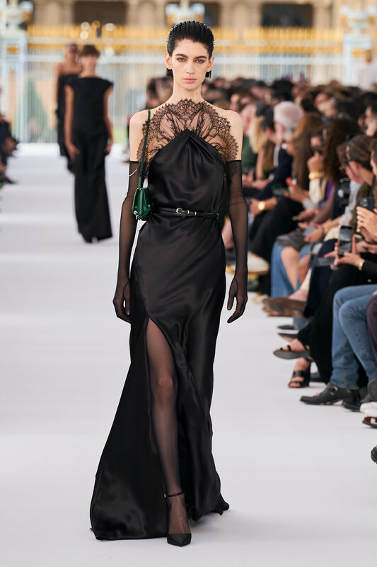 Givenchy S24 041