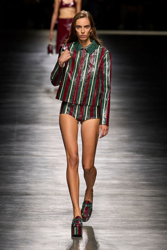 Gucci S24 036