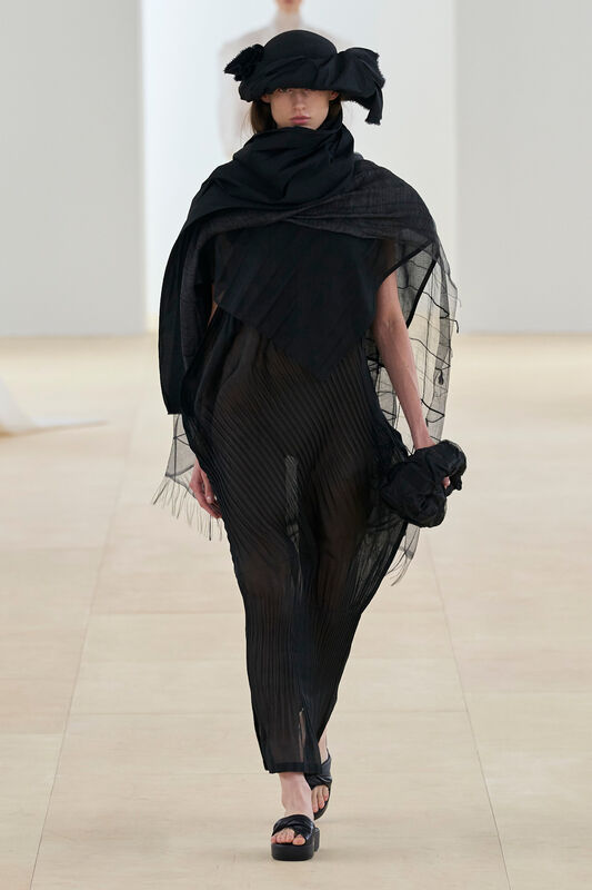 Miyake S24 028
