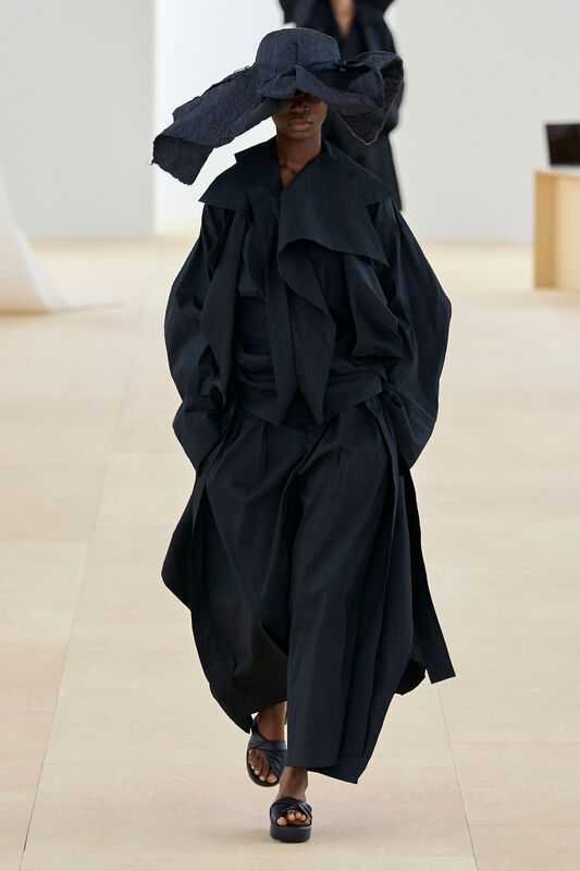 Miyake S24 038