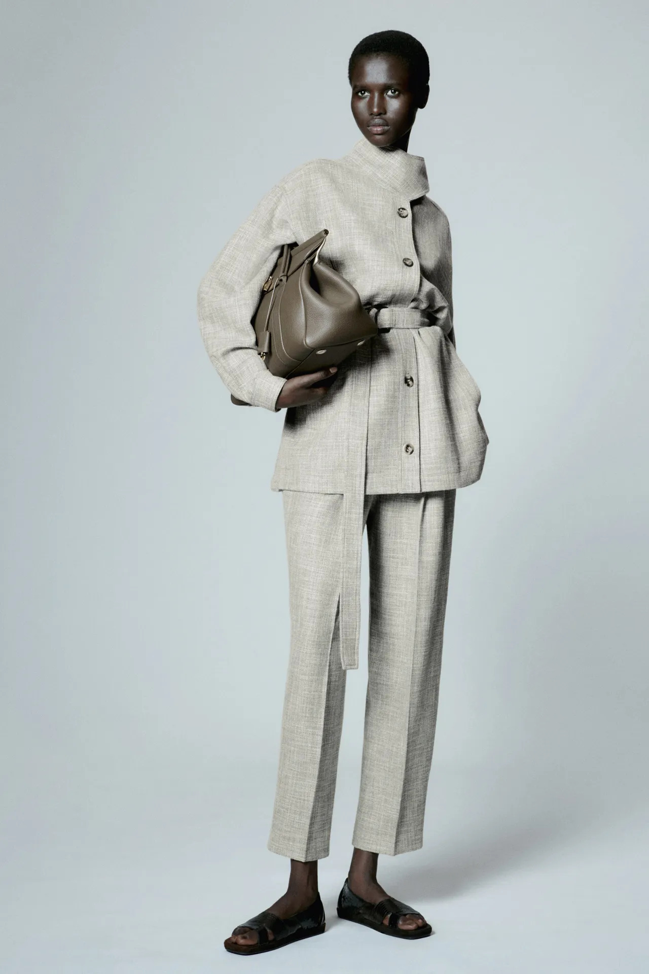00003-loro-piana-spring-2024-ready-to-wear-credit-brand_20_11zon