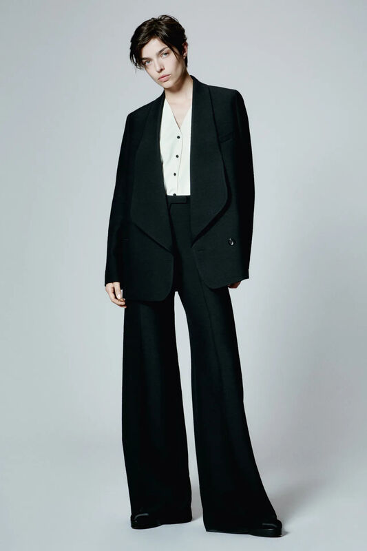 00024-loro-piana-spring-2024-ready-to-wear-credit-brand_27_11zon