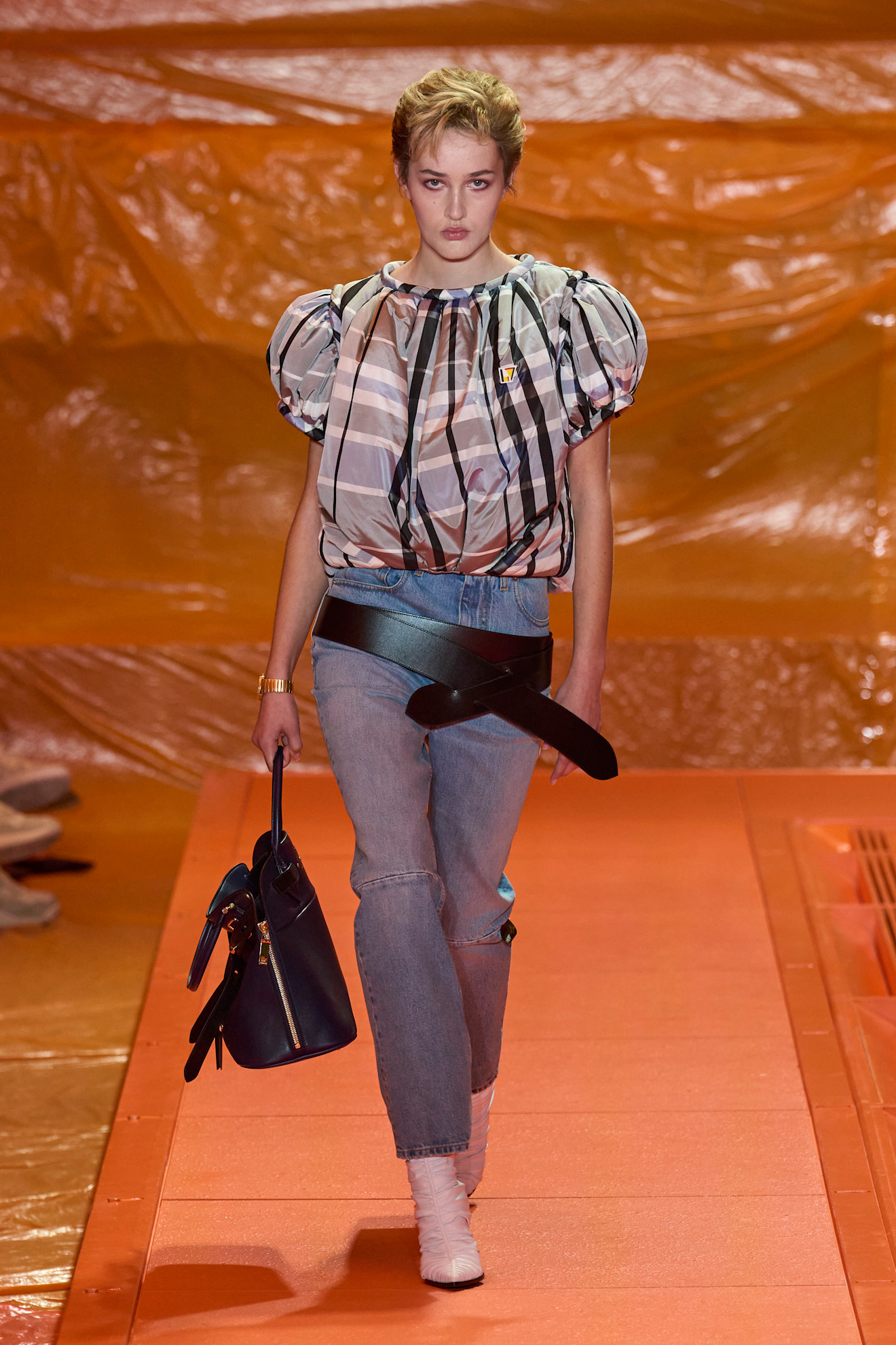 Vuitton S24 014