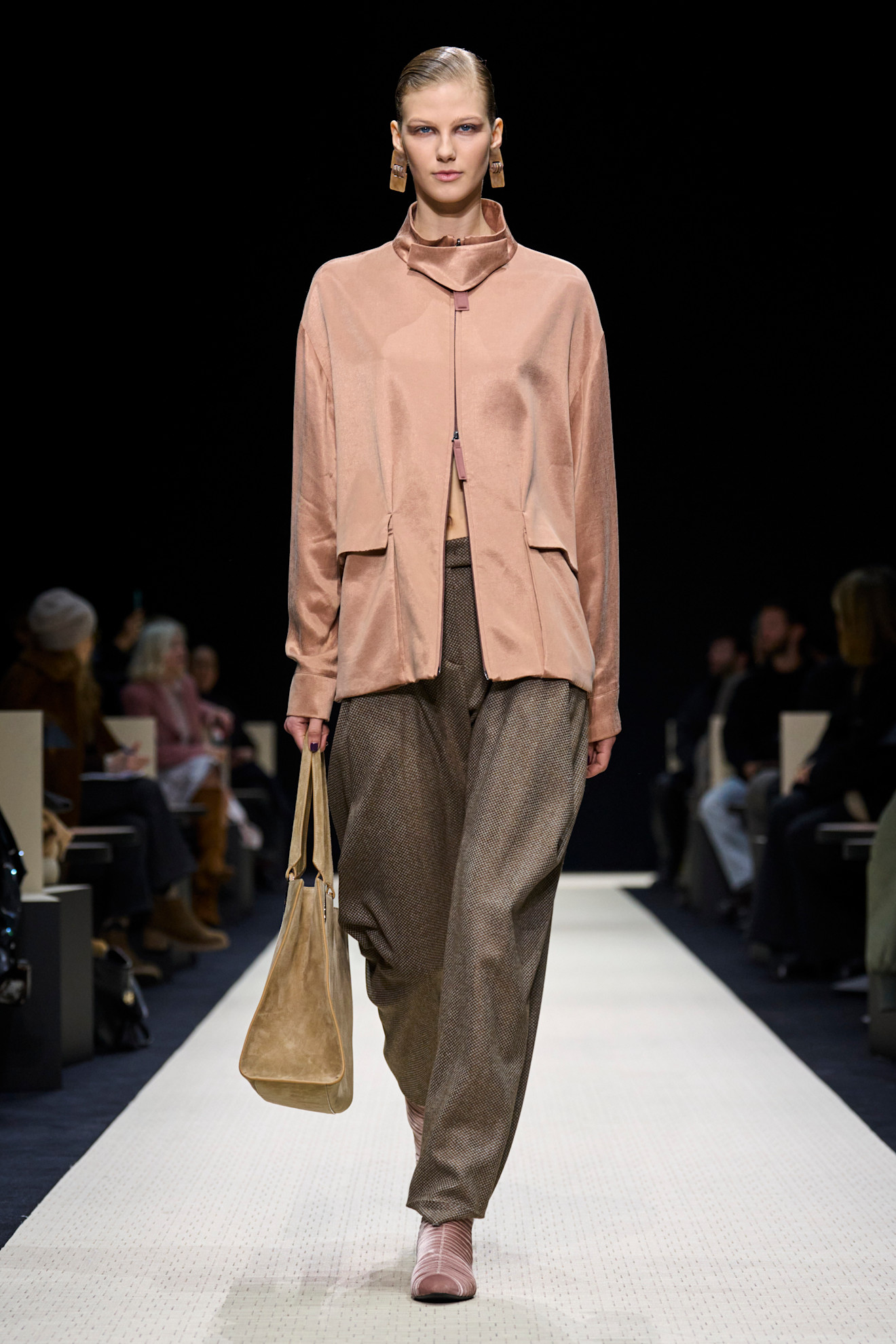 Giorgio Armani F25 009