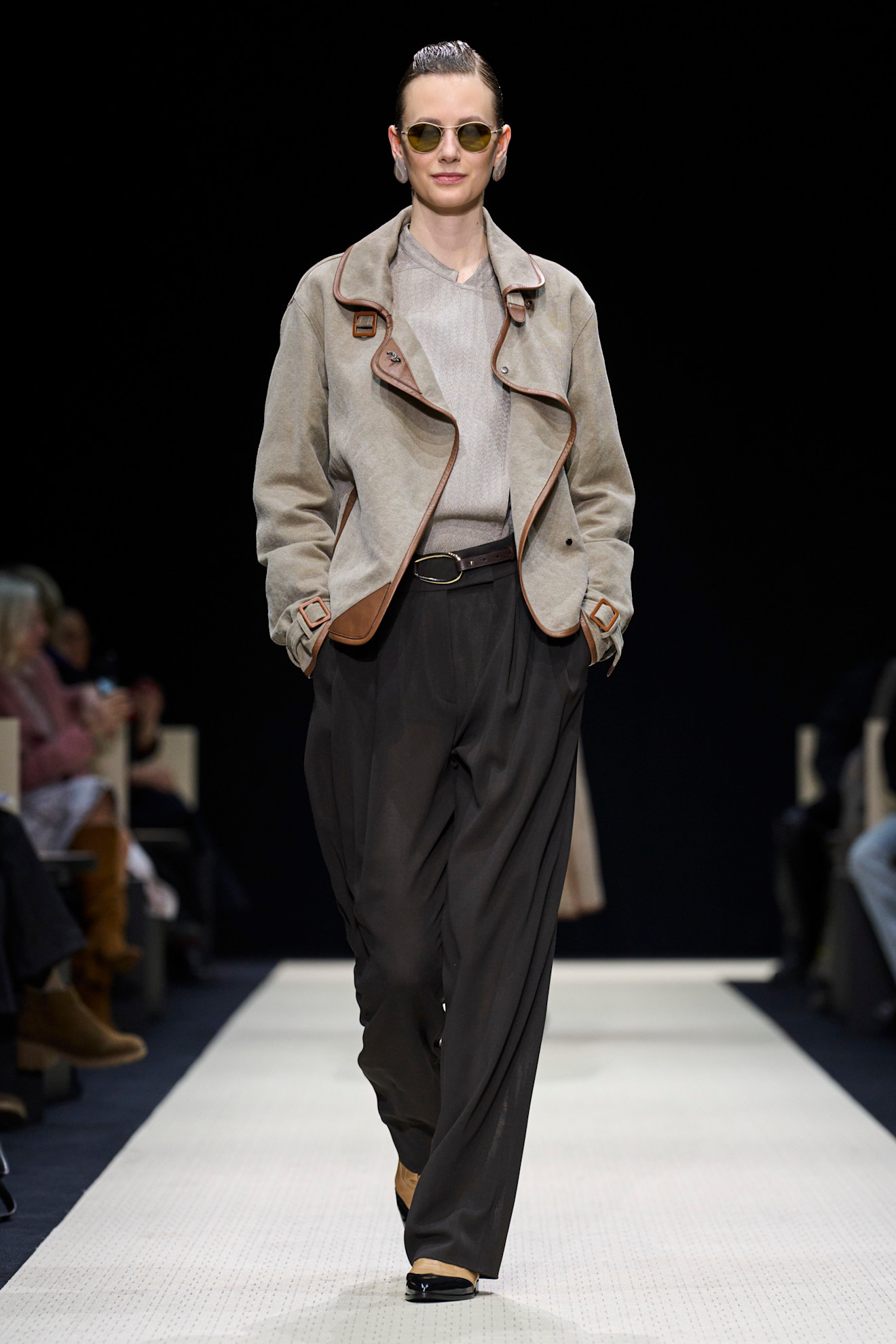 Giorgio Armani F25 011