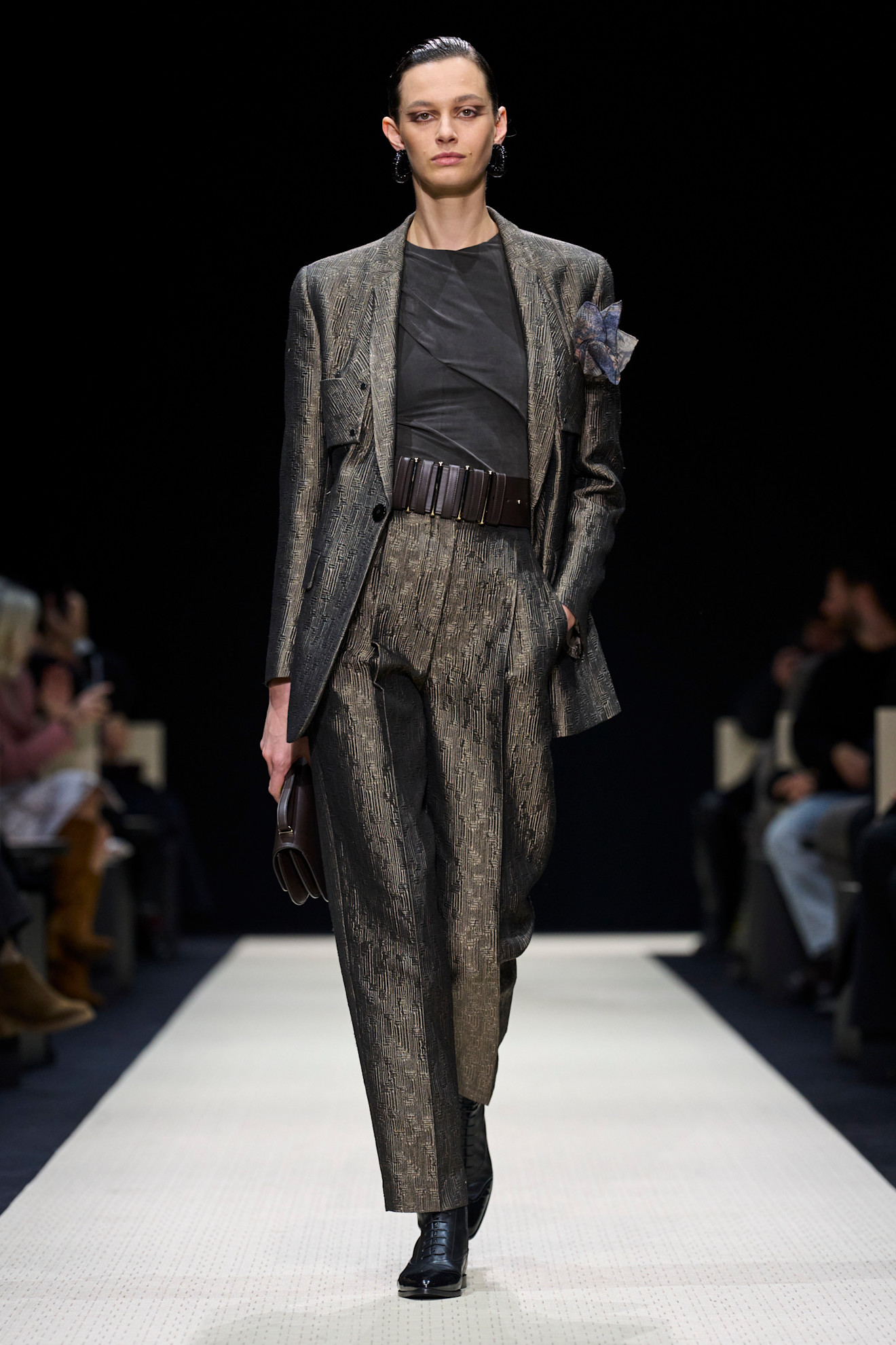 Giorgio Armani F25 031