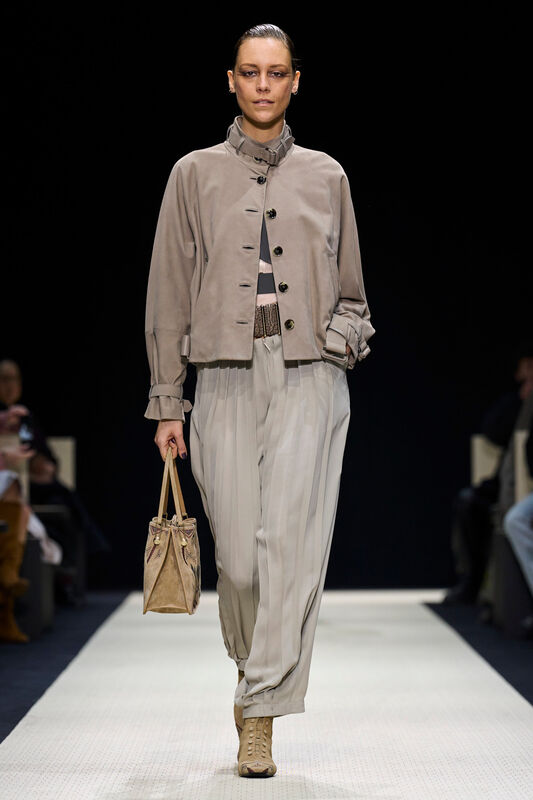 Giorgio Armani F25 006