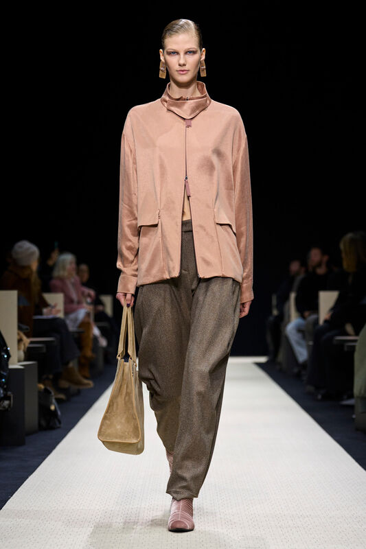 Giorgio Armani F25 009