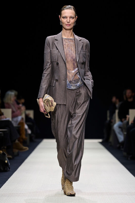 Giorgio Armani F25 014