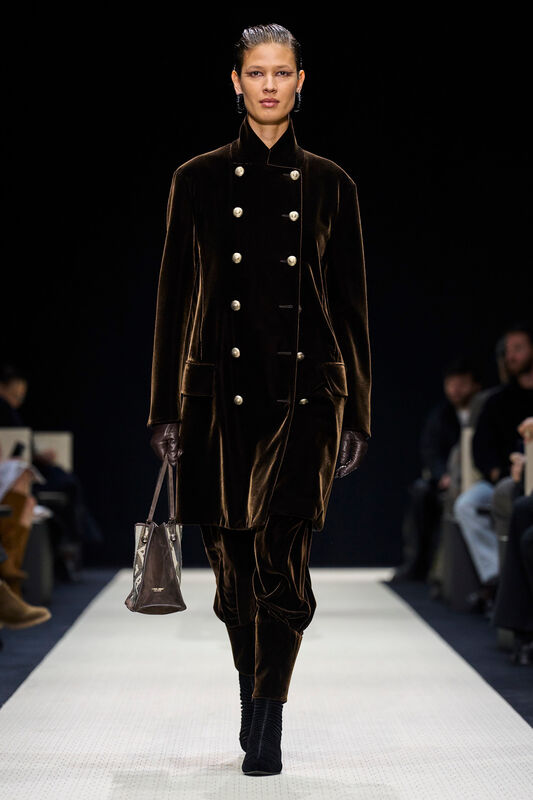 Giorgio Armani F25 020