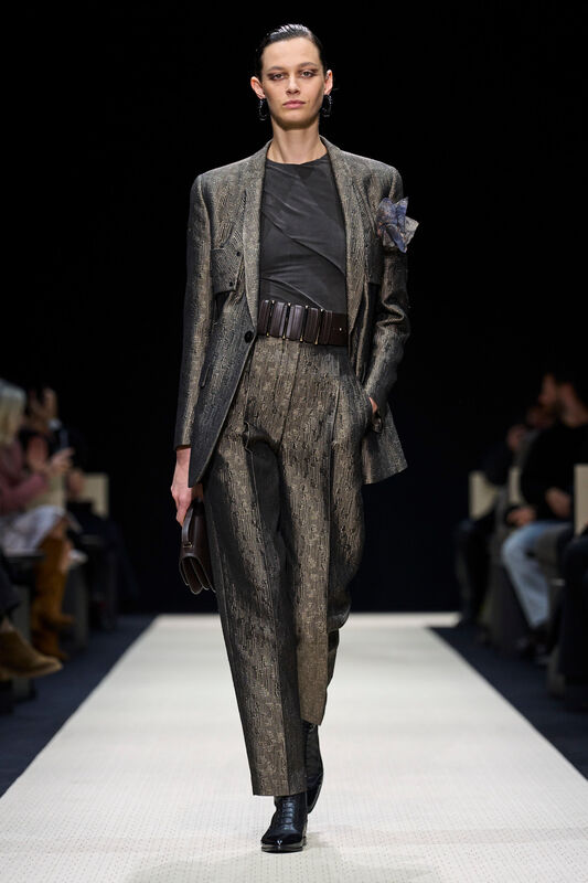 Giorgio Armani F25 031