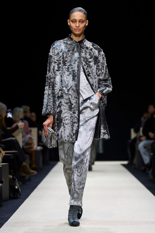 Giorgio Armani F25 037