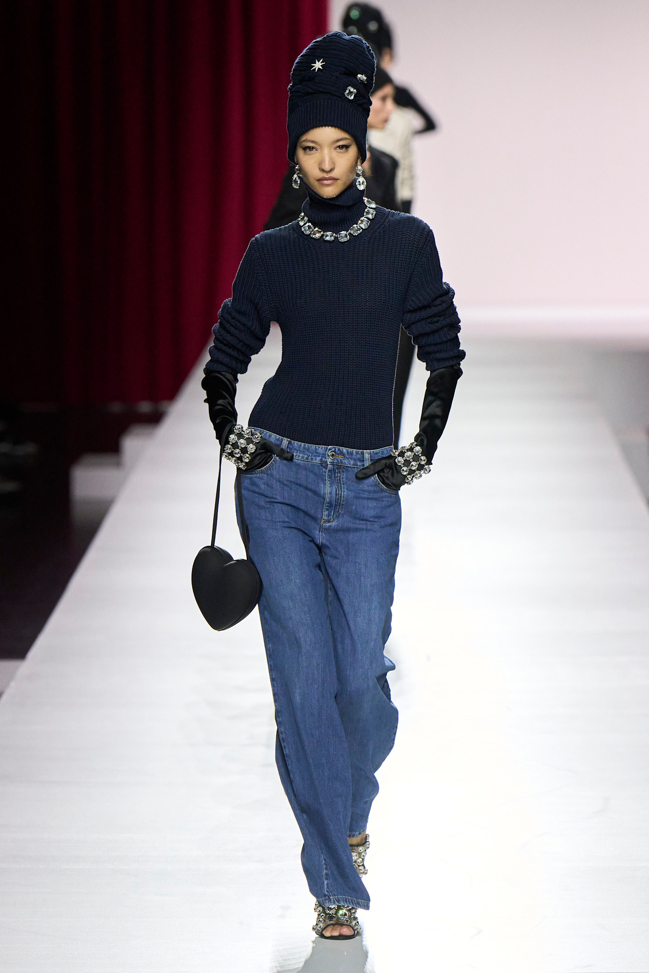 Moschino S24 004