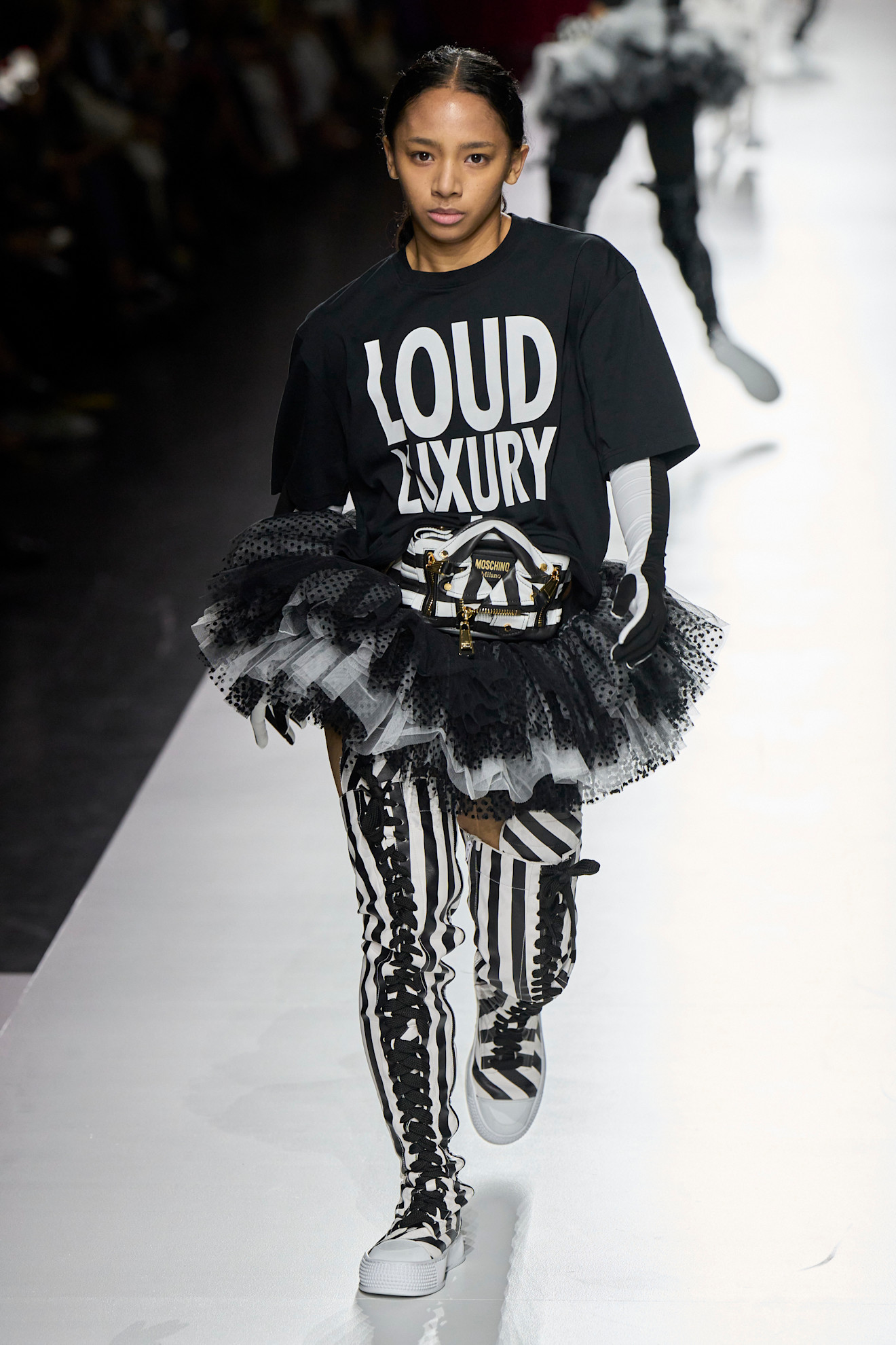 Moschino S24 036